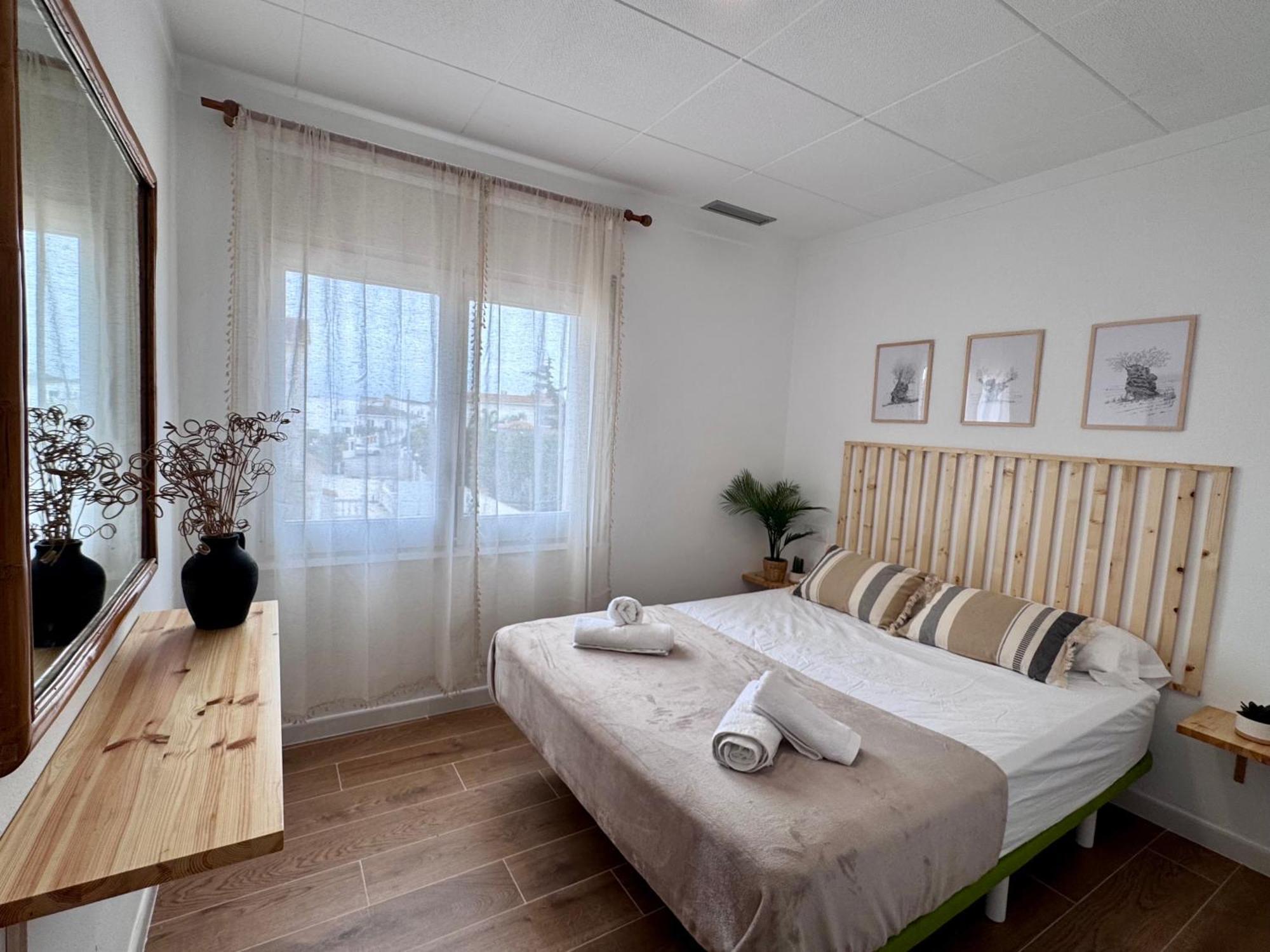 Gorgot P1 I Apartamento Con Terraza Y Piscina Comunitaria Cerca De La Playa Empuriabrava Luaran gambar