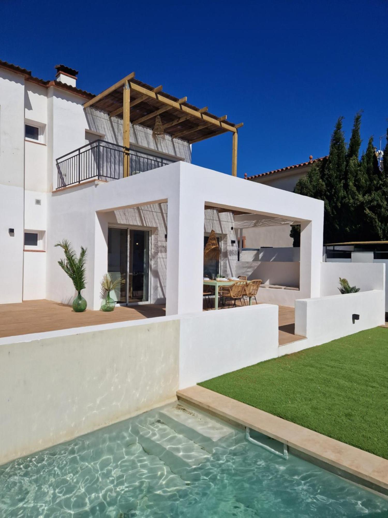 Gorgot P1 I Apartamento Con Terraza Y Piscina Comunitaria Cerca De La Playa Empuriabrava Luaran gambar